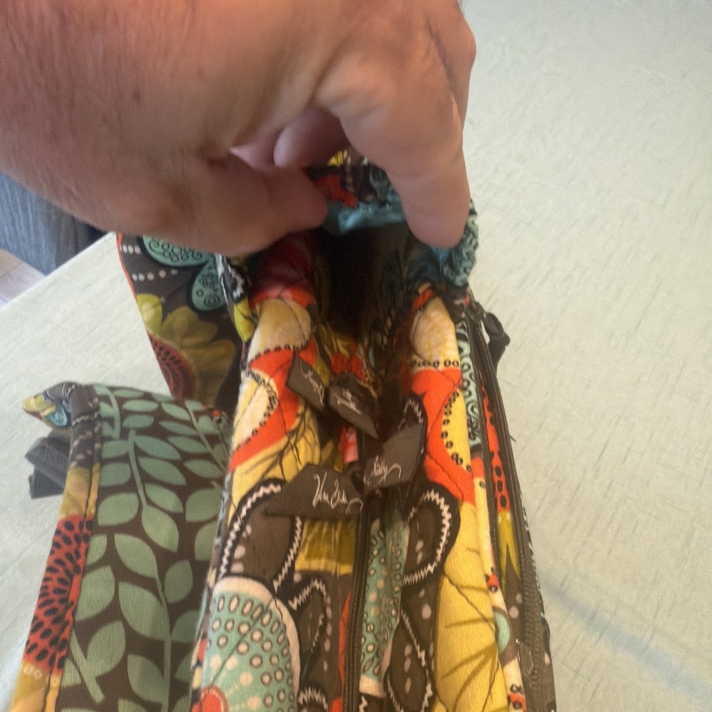 Large Vera Bradley Flower Power Laptop Backpack Quilted Bookbag Discontinued EUC - Picture 5 of 10